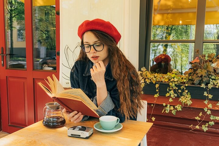contoh pantun budaya dan keanekaragaman indonesia